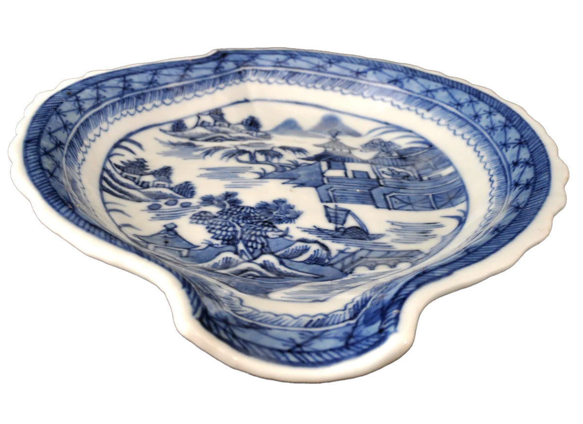 Antique Chinese Qing Dynasty Canton Blue & White Porcelain Brush Holder/Plate, Circa 1840