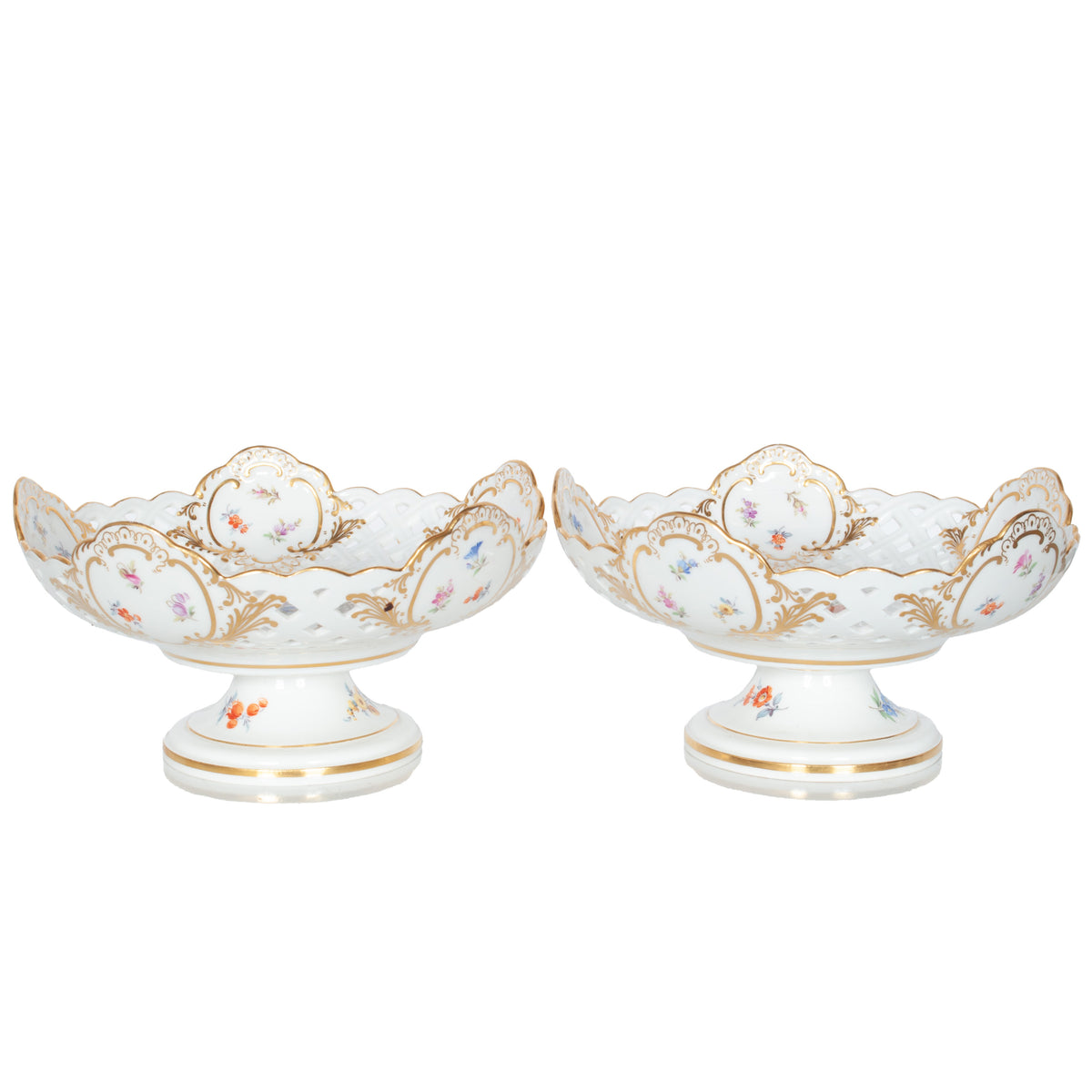 Pair Antique German Meissen Porcelain Openwork Compotes Footed Gilt Floral Bowls