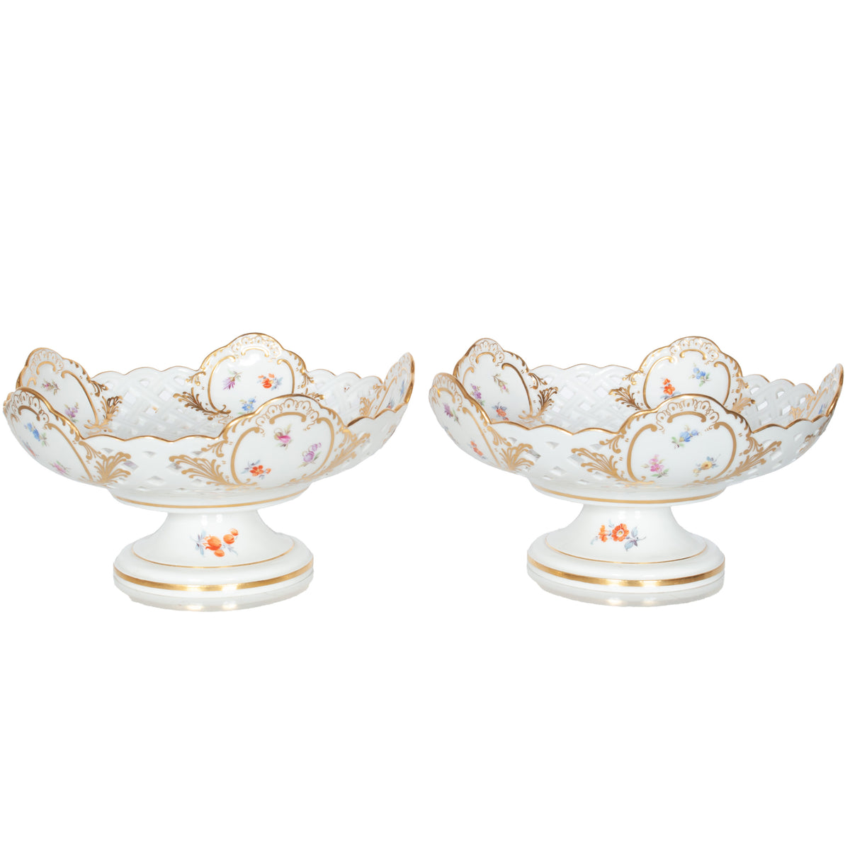 Pair Antique German Meissen Porcelain Openwork Compotes Footed Gilt Floral Bowls