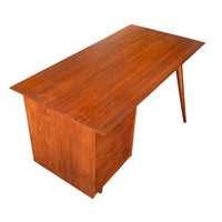 American Mid Century Modern Paul McCobb Planner Group Maple # 1560 Desk 1950's