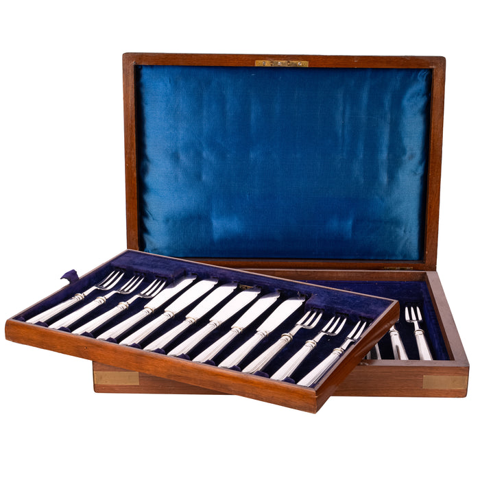 Antique Sterling Silver Fish Service for 12 Knives & Forks Garrard & Co London 1912