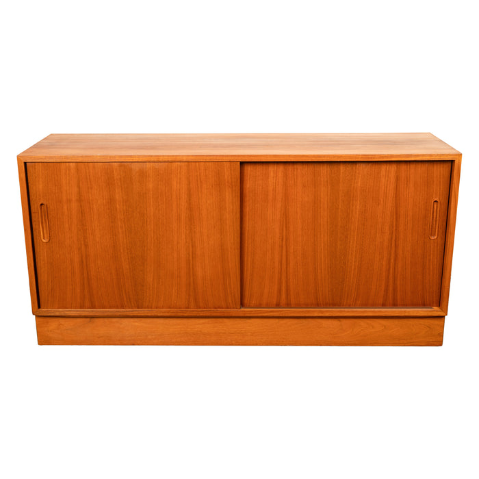 Mid Century Modern Danish Teak Credenza Cabinet Sideboard Poul Hundevad 1970