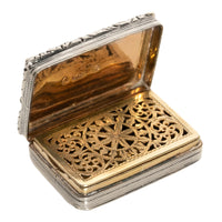 Antique Georgian Sterling Silver Gilt Vinaigrette Birmingham William Simpson, 1826