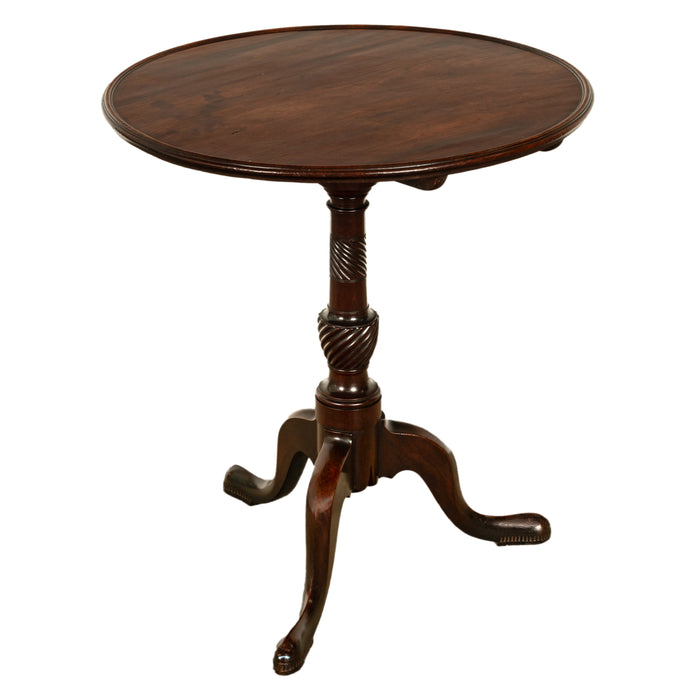 Antique American Carved Chippendale Mahogany Tilt-Top Table Candlestand Philadelphia 1770
