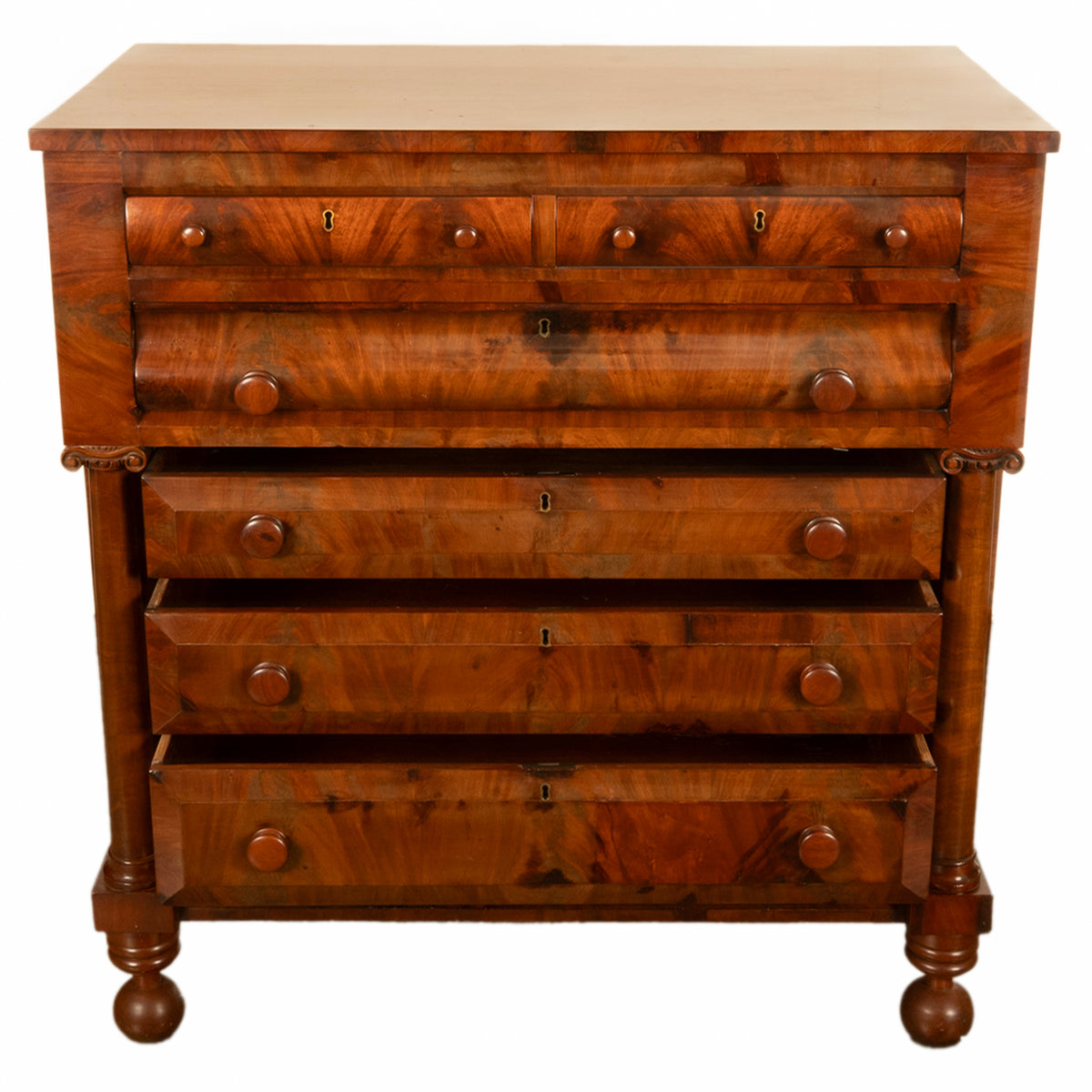 Antique American Classical Mahogany Chest Drawers Dresser Commode New York 1830
