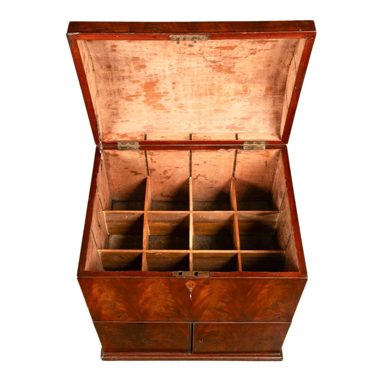Antique Georgian Mahogany Domed Top Wine Liquor Cellarette Cabinet Box 1780