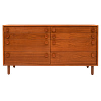 Mid-Century Modern 8 Drawer Teak Dresser Chest by Peter Liley for Meredew, 1969