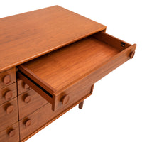 Mid-Century Modern 8 Drawer Teak Dresser Chest by Peter Liley for Meredew, 1969