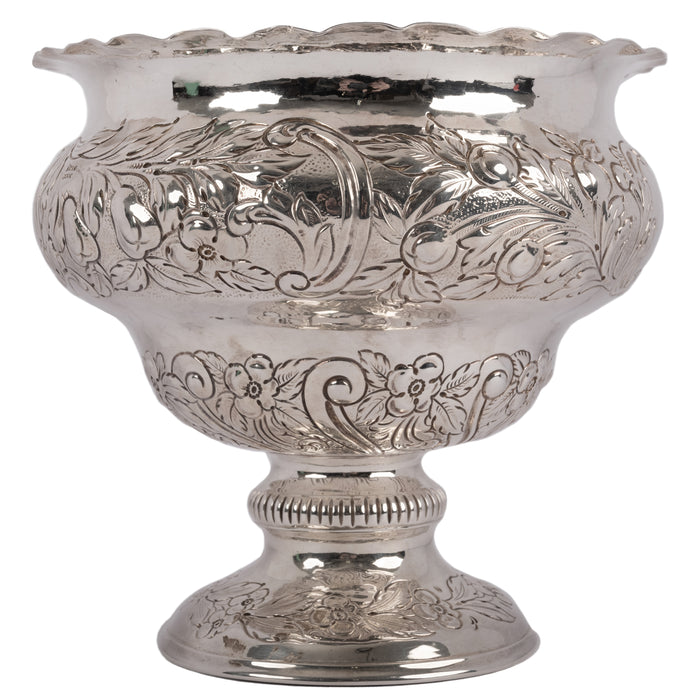 Irish Sterling Silver Repousse Engraved Bowl William Egan Cork Dublin, 1911