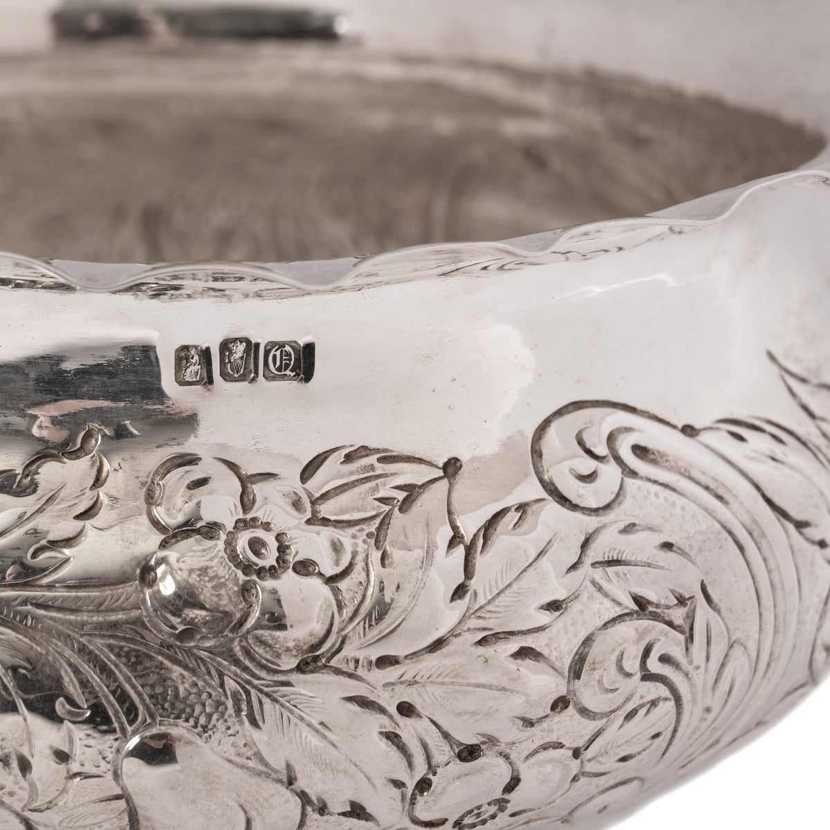 Irish Sterling Silver Repousse Engraved Bowl William Egan Cork Dublin, 1911