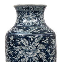 Antique Blue White Chinese Porcelain Qing Dynasty Kangxi Period Dragon Vase, Circa 1680