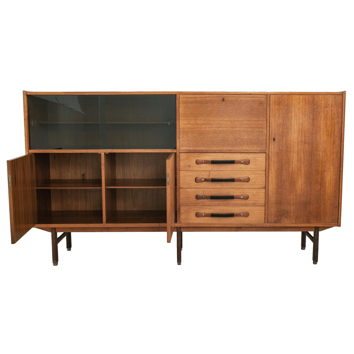 Italian Mid-Century Modern Teak Credenza Sideboard Ilmari Tapiovaara Cantu, Circa 1960