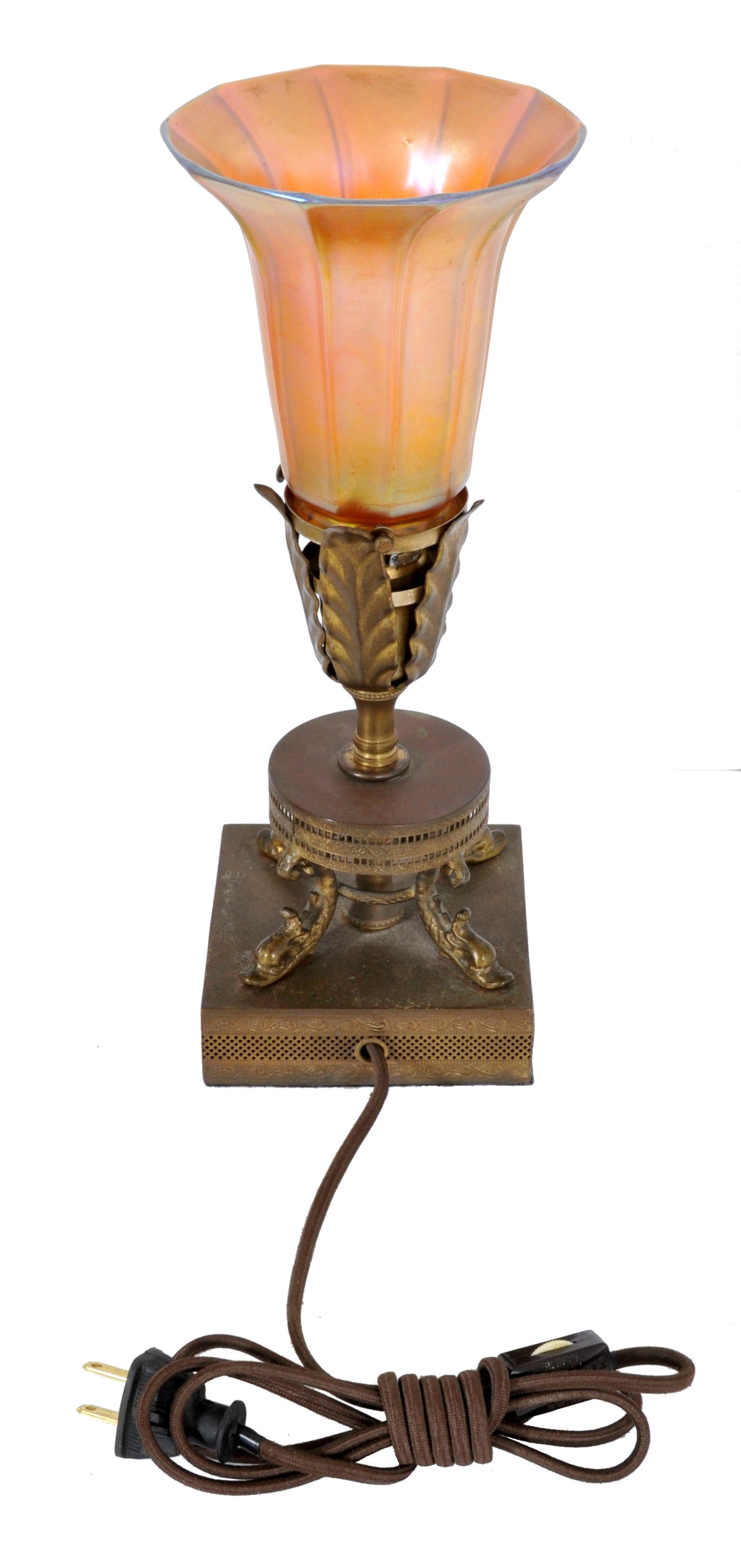 Antique American Art Nouveau Table Lamp by Quezal, Circa 1910