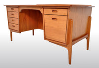 Mid-Century Modern Danish Teak Desk by Svend A. Madsen for Sigurd Hansen Møbelfabrik, 1960s