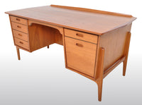 Mid-Century Modern Danish Teak Desk by Svend A. Madsen for Sigurd Hansen Møbelfabrik, 1960s