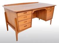 Mid-Century Modern Danish Teak Desk by Svend A. Madsen for Sigurd Hansen Møbelfabrik, 1960s