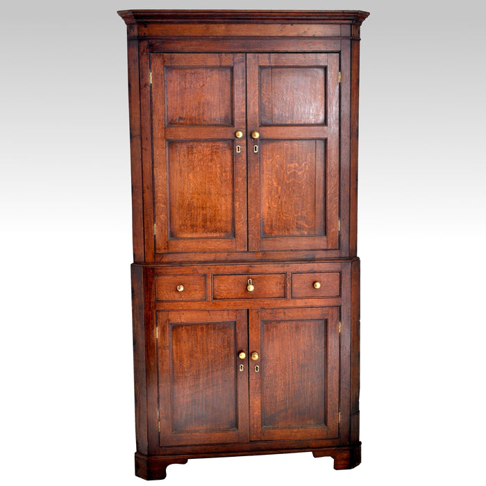 Antique English Georgian Oak Corner Cabinet, Circa 1780