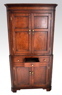 Antique English Georgian Oak Corner Cabinet, Circa 1780