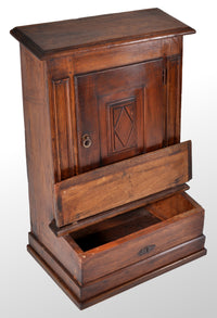 Antique French Provincial Walnut Louis XV Prie Dieu / Oratoire / Kneeler, circa 1760