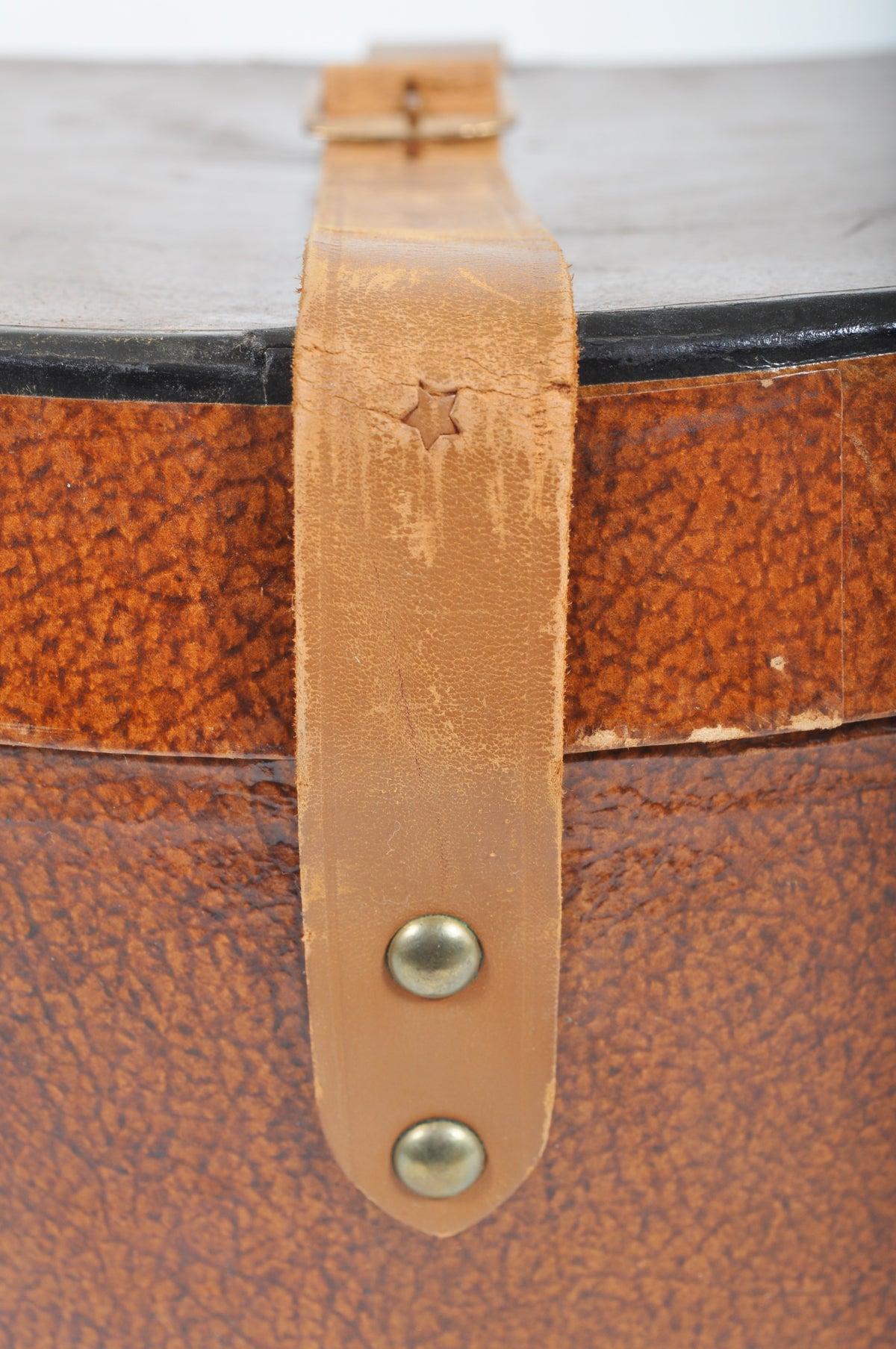 Antique Leather Strapped Saddle-Shaped Hat Box, Knox of New York, Circa 1900