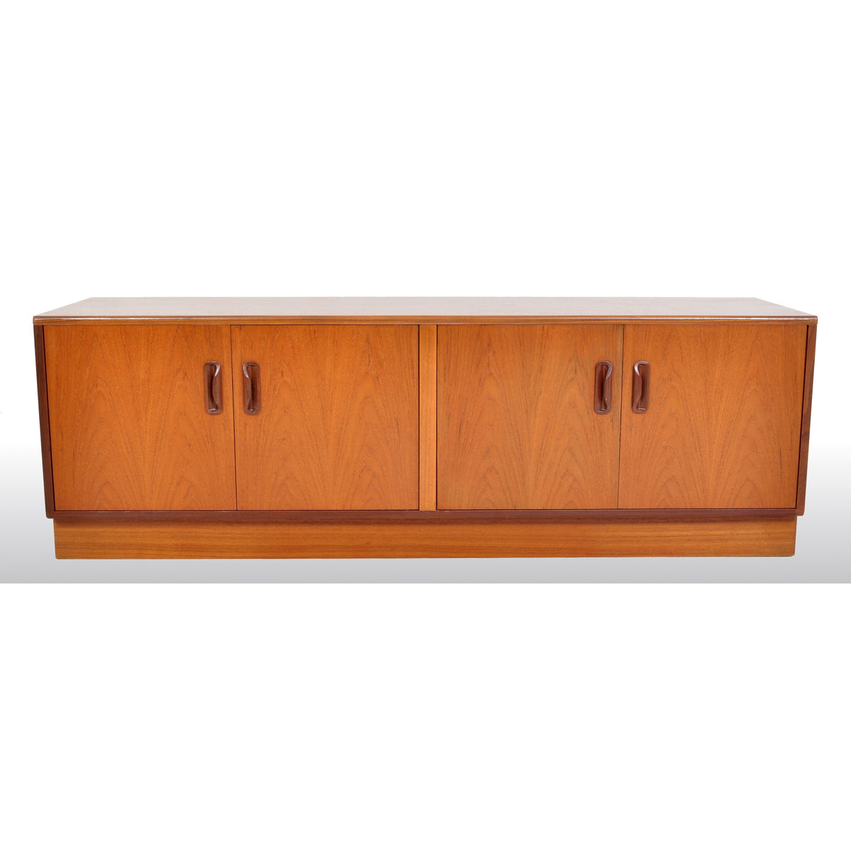 Mid-Century Modern Danish Style Teak "Fresco" Console / Credenza / Media Cabinet by G Plan, 1960s