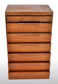 Mid-Century Modern Danish Chest of Drawers / Dresser in Teak, 1960s