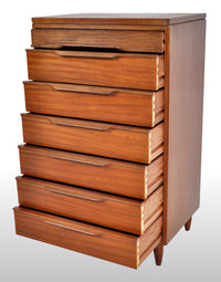 Mid-Century Modern Danish Chest of Drawers / Dresser in Teak, 1960s
