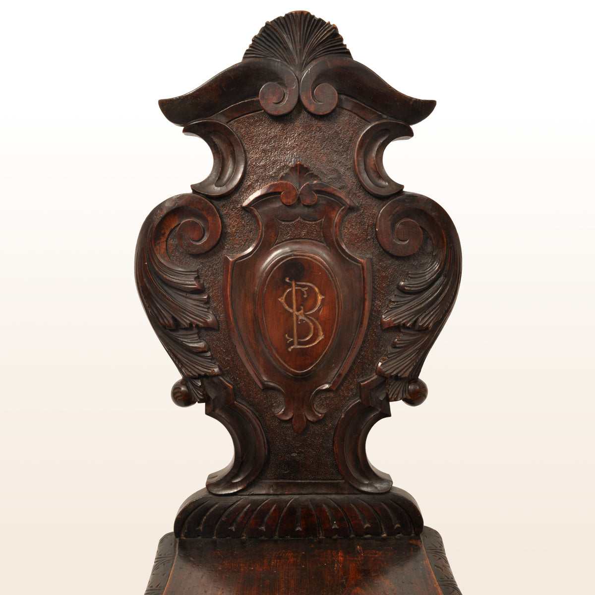 Set of Four Antique 18th Century Italian Carved Walnut Sgabello Hall Side Chairs, circa 1780