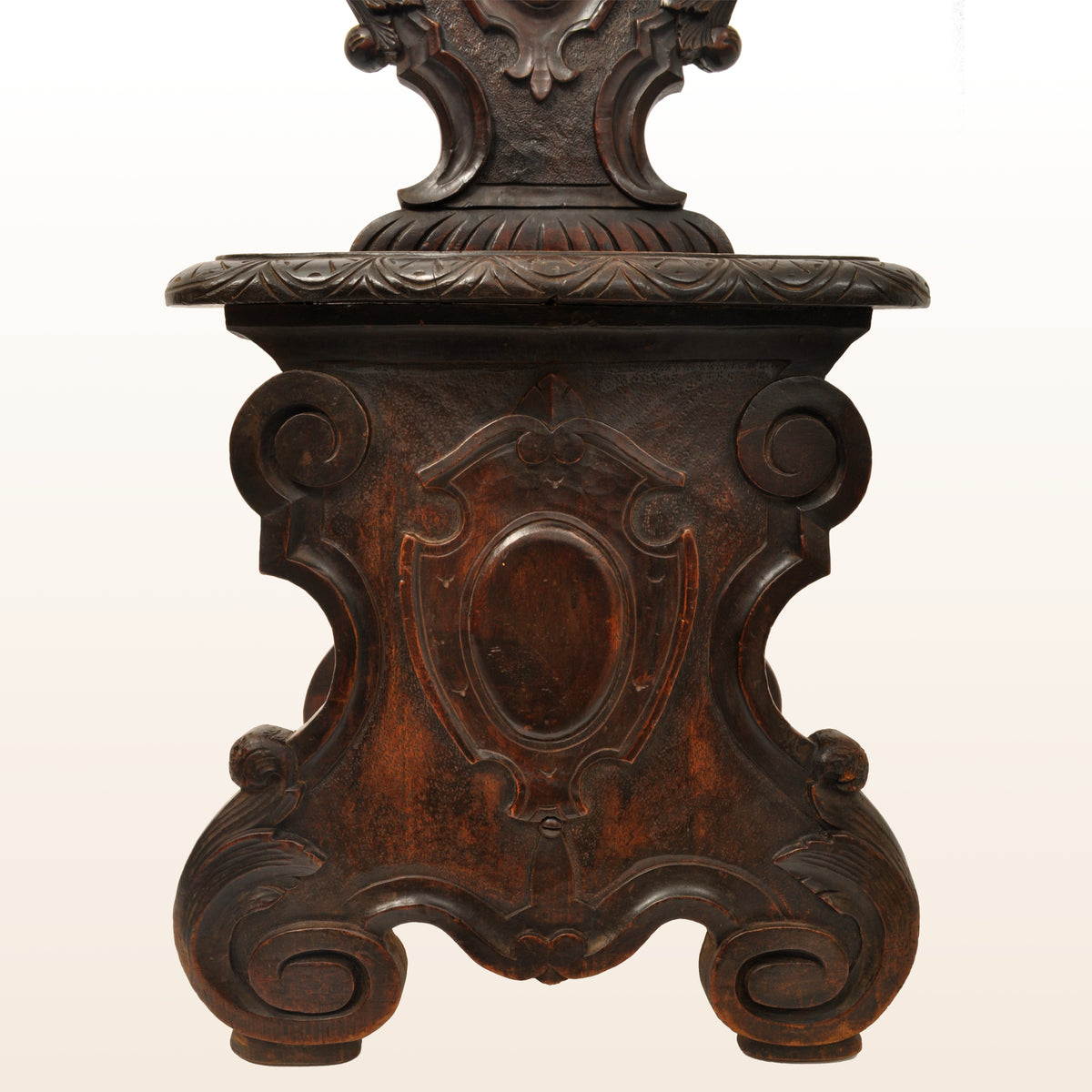 Set of Four Antique 18th Century Italian Carved Walnut Sgabello Hall Side Chairs, circa 1780