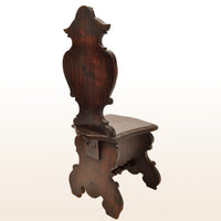 Set of Four Antique 18th Century Italian Carved Walnut Sgabello Hall Side Chairs, circa 1780