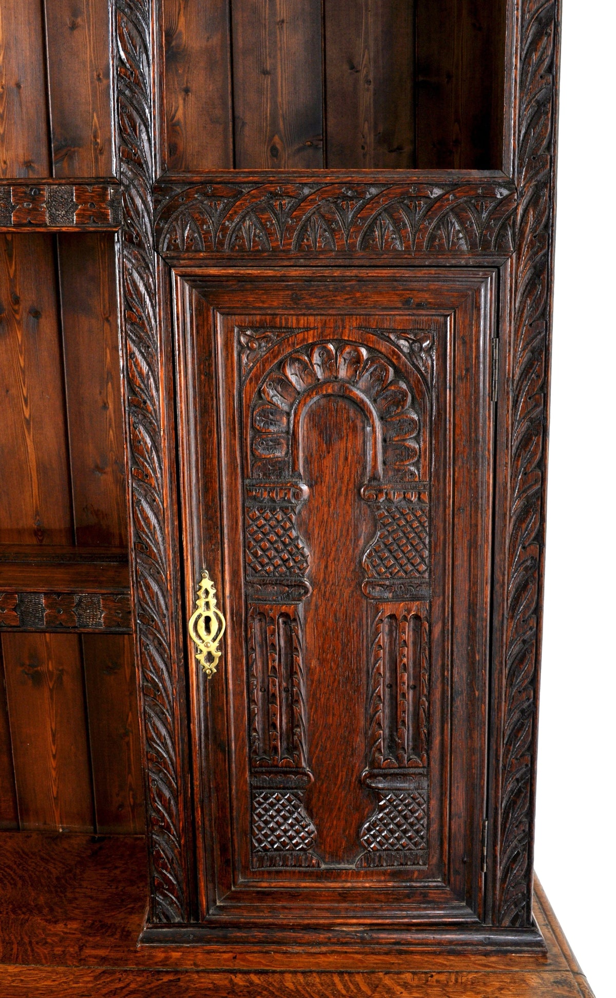 Antique Carved Oak Georgian Welsh Dresser / Cupboard, circa 1820