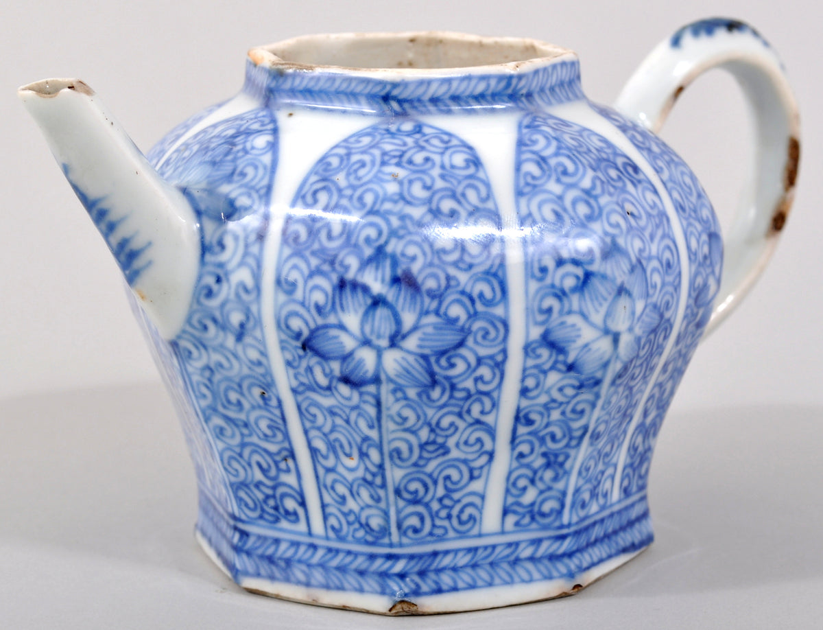 Antique 17th Century Chinese Kangxi Period Blue and White Teapot and Stand in the Islamic Style, circa 1650