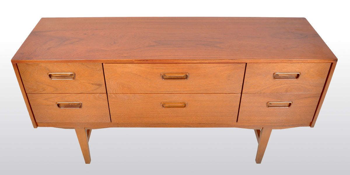 Mid-Century Modern Danish Teak Credenza / Dresser / Chest of Drawers, 1960s