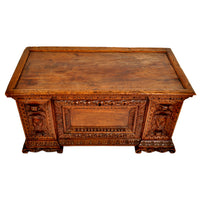 Antique 17th Century Italian Baroque Carved Walnut Cassone / Coffer / Chest, circa 1680