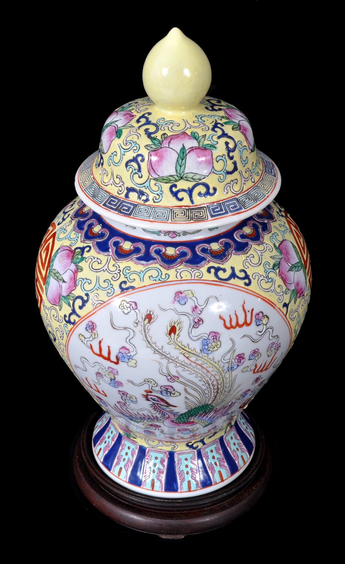 Antique 19th Century Chinese Qing Dynasty Imperial Porcelain Lidded Ginger Jar, circa 1880