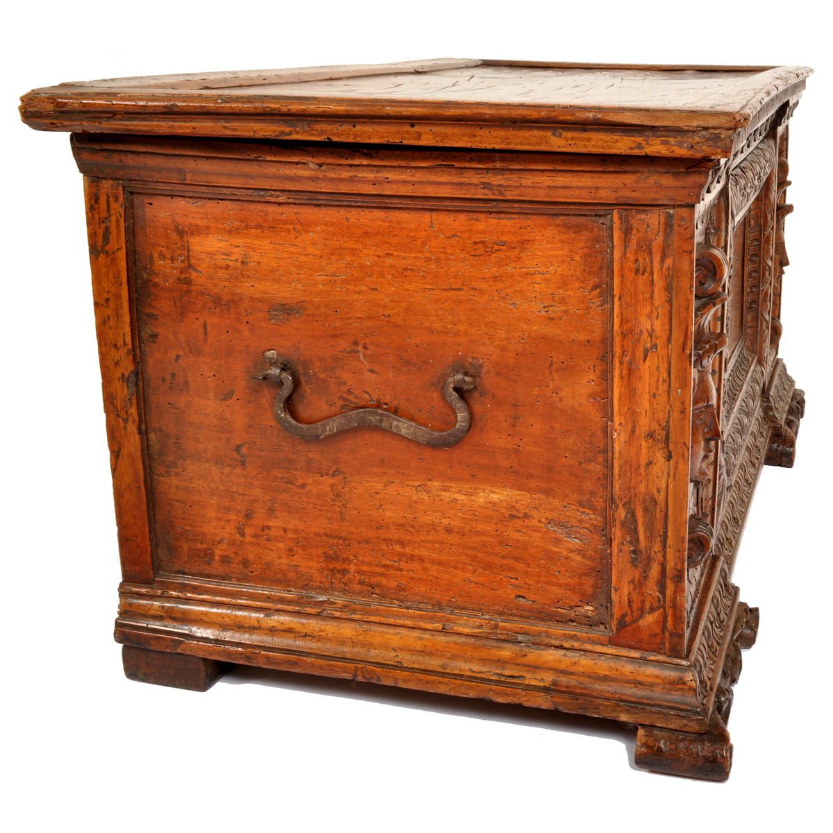 Antique 17th Century Italian Baroque Carved Walnut Cassone / Coffer / Chest, circa 1680
