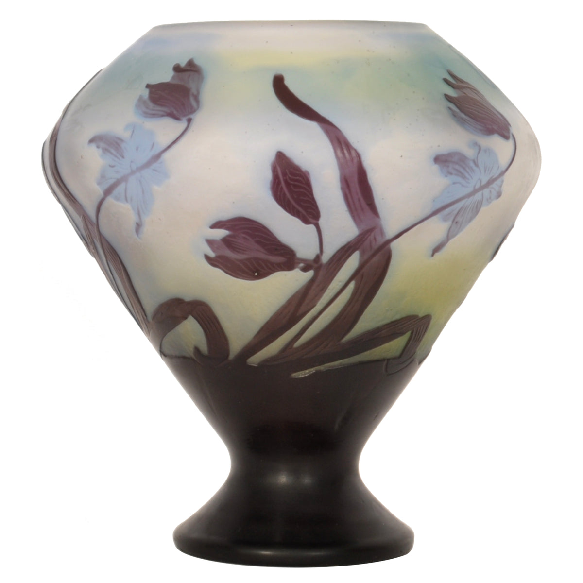 Antique French Art Nouveau Fire Polished Cameo Glass Emile Gallé Coupe Vase, Circa 1900