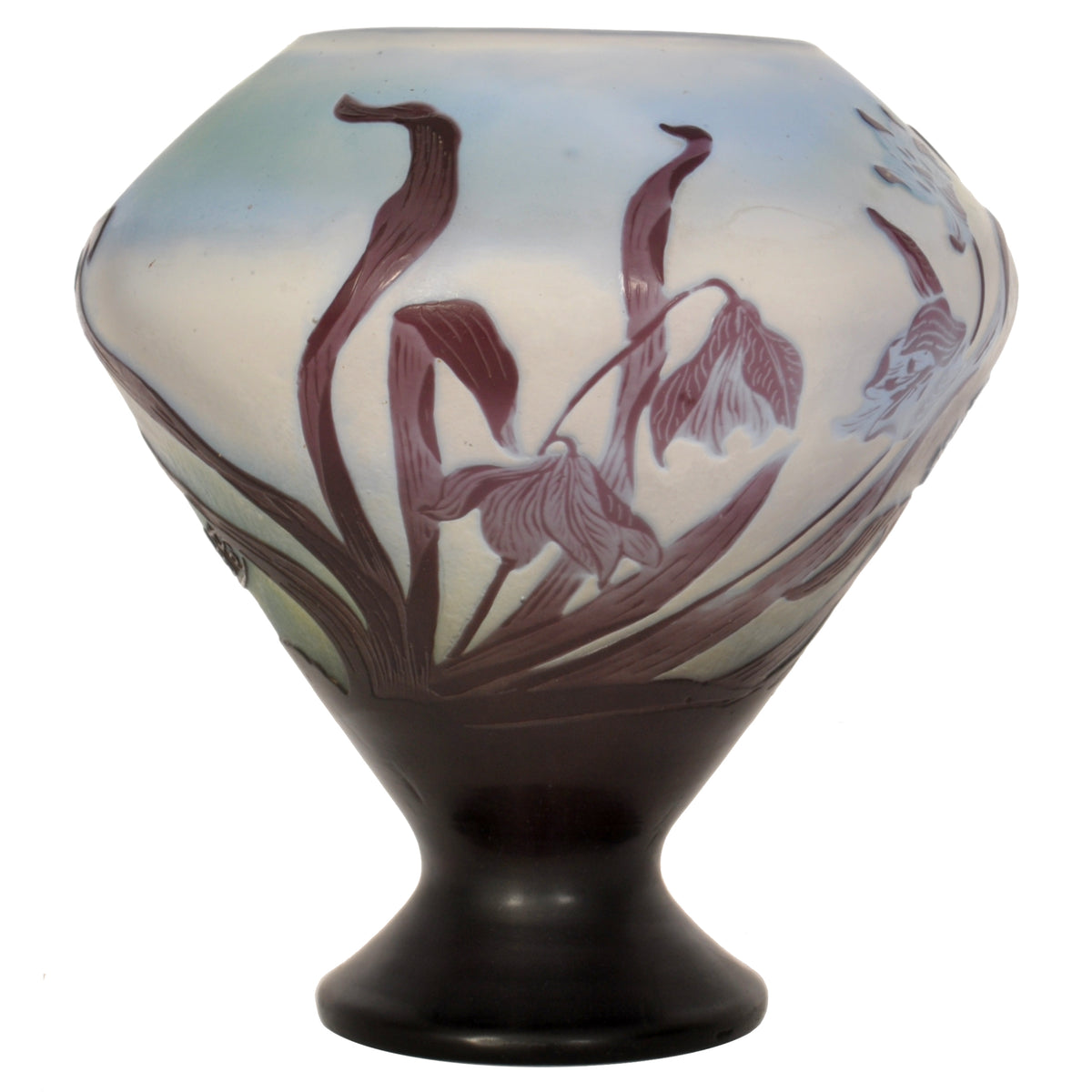 Antique French Art Nouveau Fire Polished Cameo Glass Emile Gallé Coupe Vase, Circa 1900