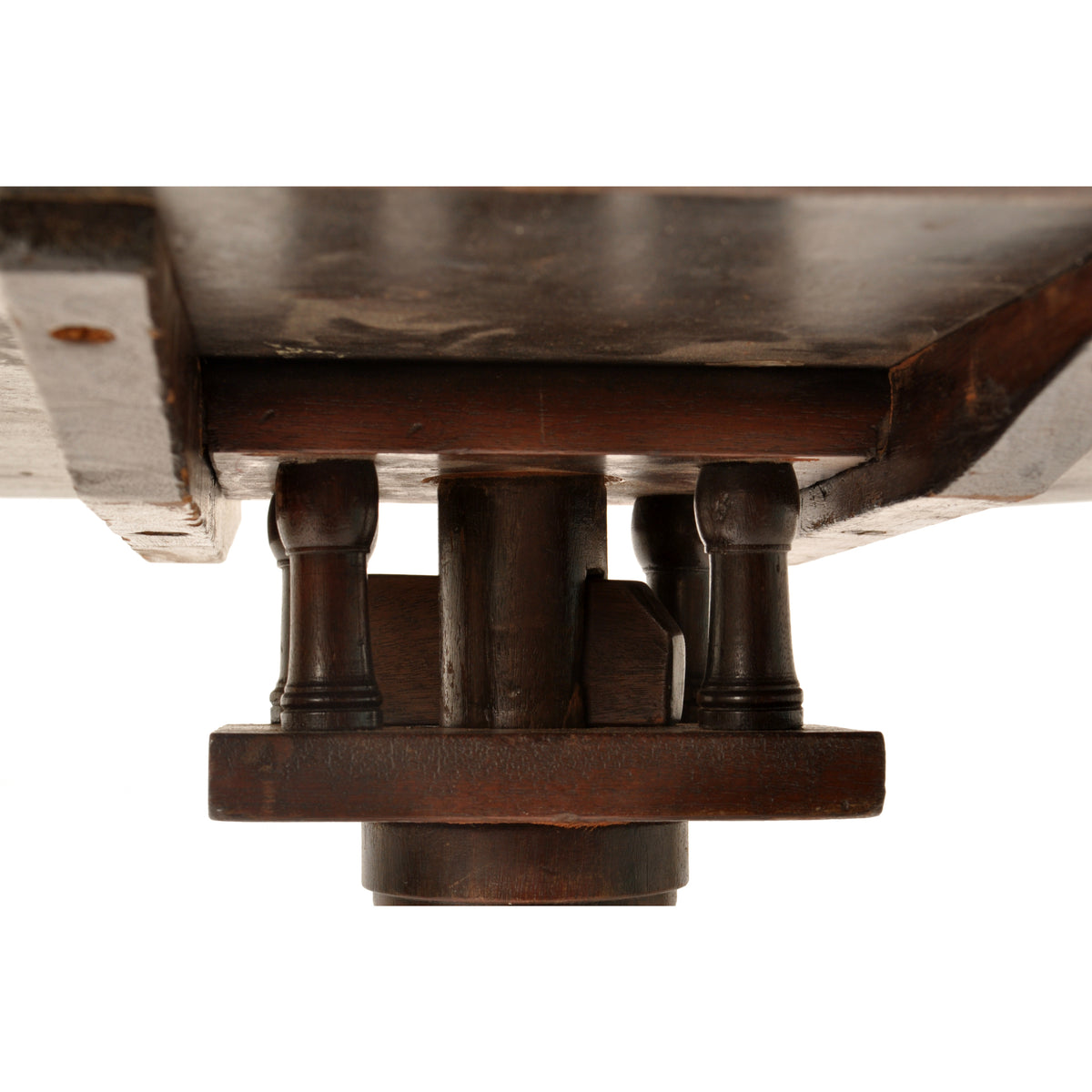Antique Georgian Chippendale Mahogany Tilt-Top Pedestal Tripod Wine Table, circa 1790