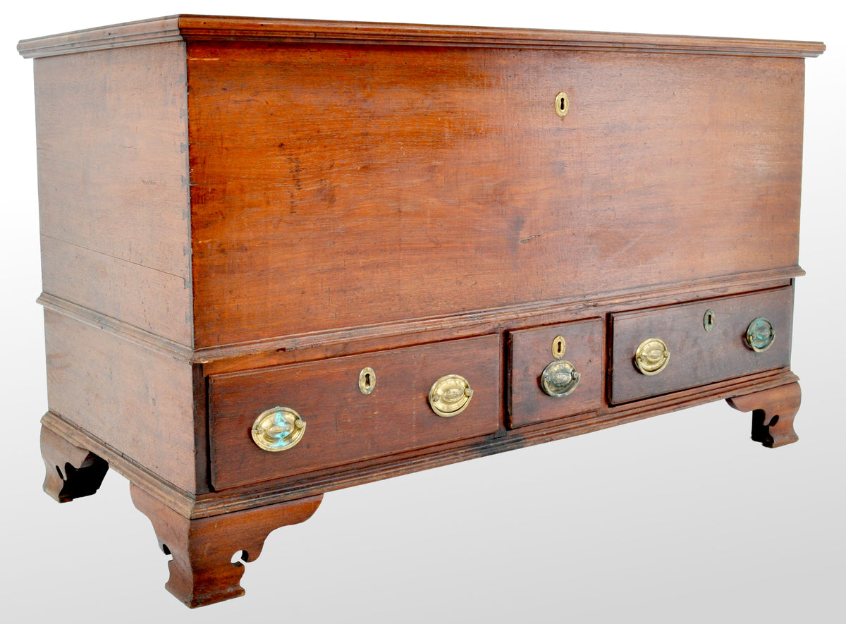 Antique American Federal Period Cherry Chippendale Mule Chest, Pennsylvania 1780