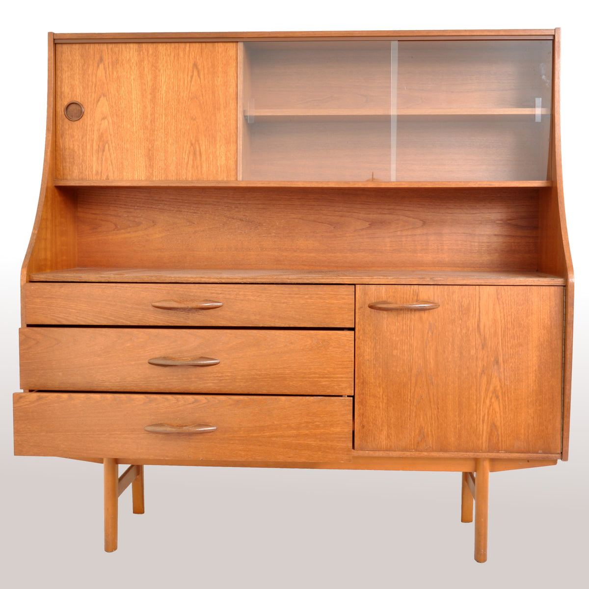 Mid-Century Modern Danish Twin Tier Teak Credenza / Sideboard / Buffet, 1960s