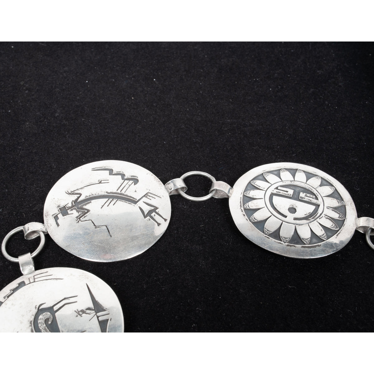 MCM Native American Navajo Silver Engraved Storyteller Concho Belt Willie Yazzie circa 1960