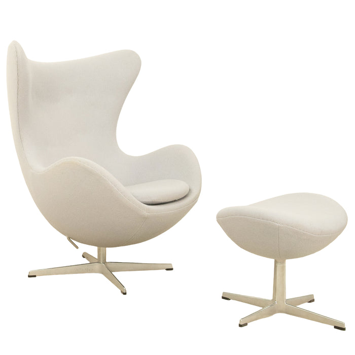 Mid Century Modern Egg Lounge Chair & Ottoman Arne Jacobsen for Fritz Hansen
