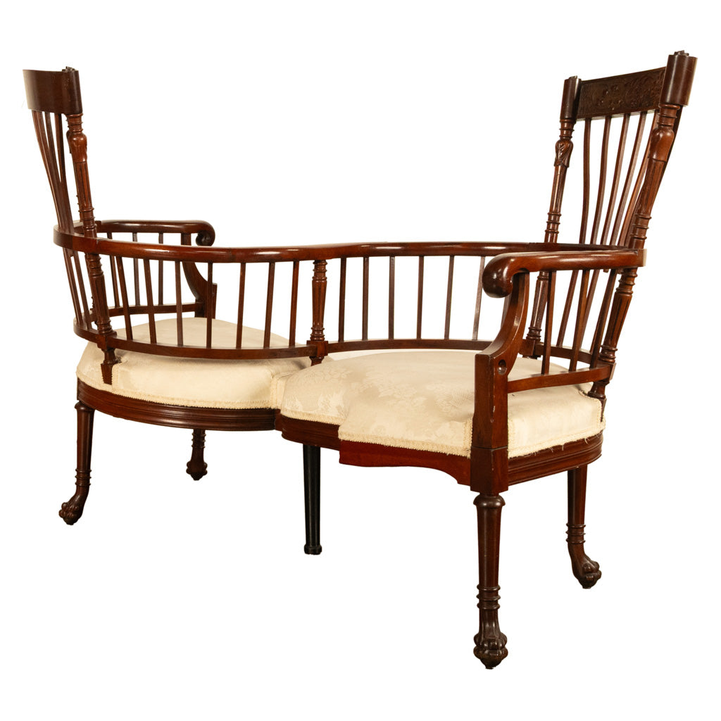 Antique American Carved Mahogany Conversation Sofa Chair Loveseat Tête-à-Tête, Circa  1880