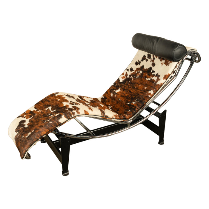 Vintage Le Corbusier LC4 Cowhide Chaise Longue Recliner Cassina with Tags