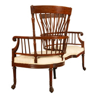 Antique American Carved Mahogany Conversation Sofa Chair Loveseat Tête-à-Tête, Circa  1880
