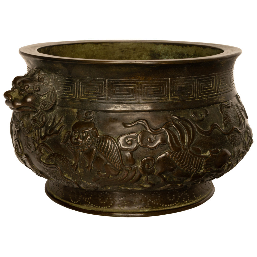 Antique 18th Century Cast Bronze Chinese Qing Dynasty Censer Xuande Mark, Circa 1780