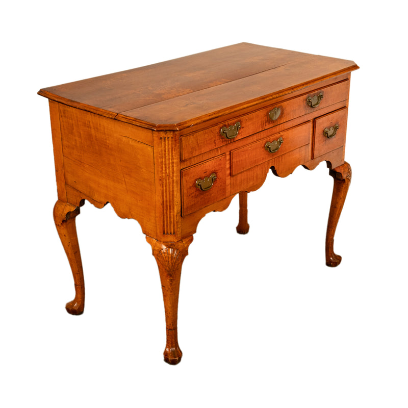 Antique Philadelphia Queen Anne Maple Dressing Table Garvan Collection Yale University 1760