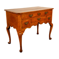 Antique Philadelphia Queen Anne Maple Dressing Table Garvan Collection Yale University 1760