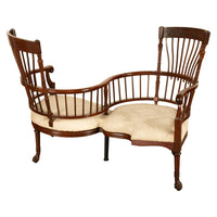 Antique American Carved Mahogany Conversation Sofa Chair Loveseat Tête-à-Tête, Circa  1880
